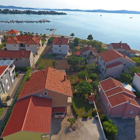 Apartmani Dane Sukošan 外观 照片