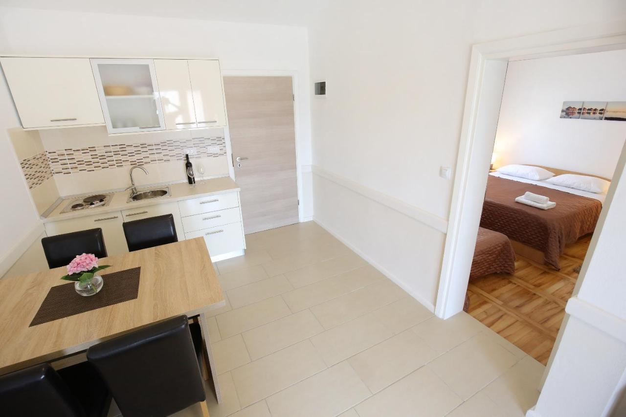 Apartmani Dane Sukošan 外观 照片